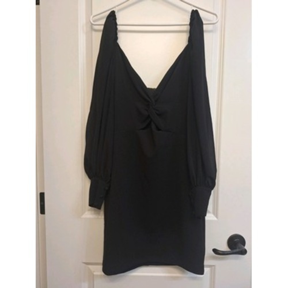 Belle Badgley Mischka Black Twist Front Chiffon Sleeve Mini Dress Size 4 LBD - Picture 2 of 6